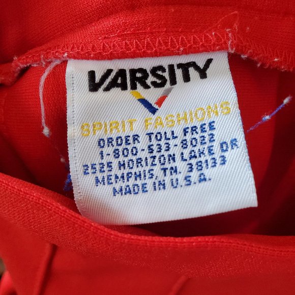 Red Varsity pleaded skirt - Picture 5 of 7